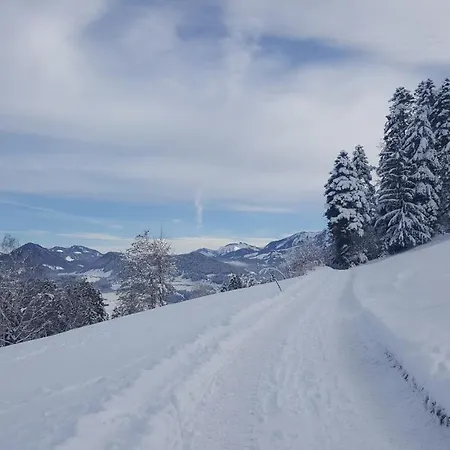 Naturparadies Silvia 公寓 *